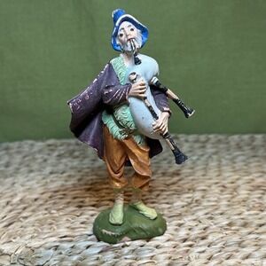 Vintage Fontanini Depose Italy Figurine #103 Josiah w/Bagpipes - Spider‎